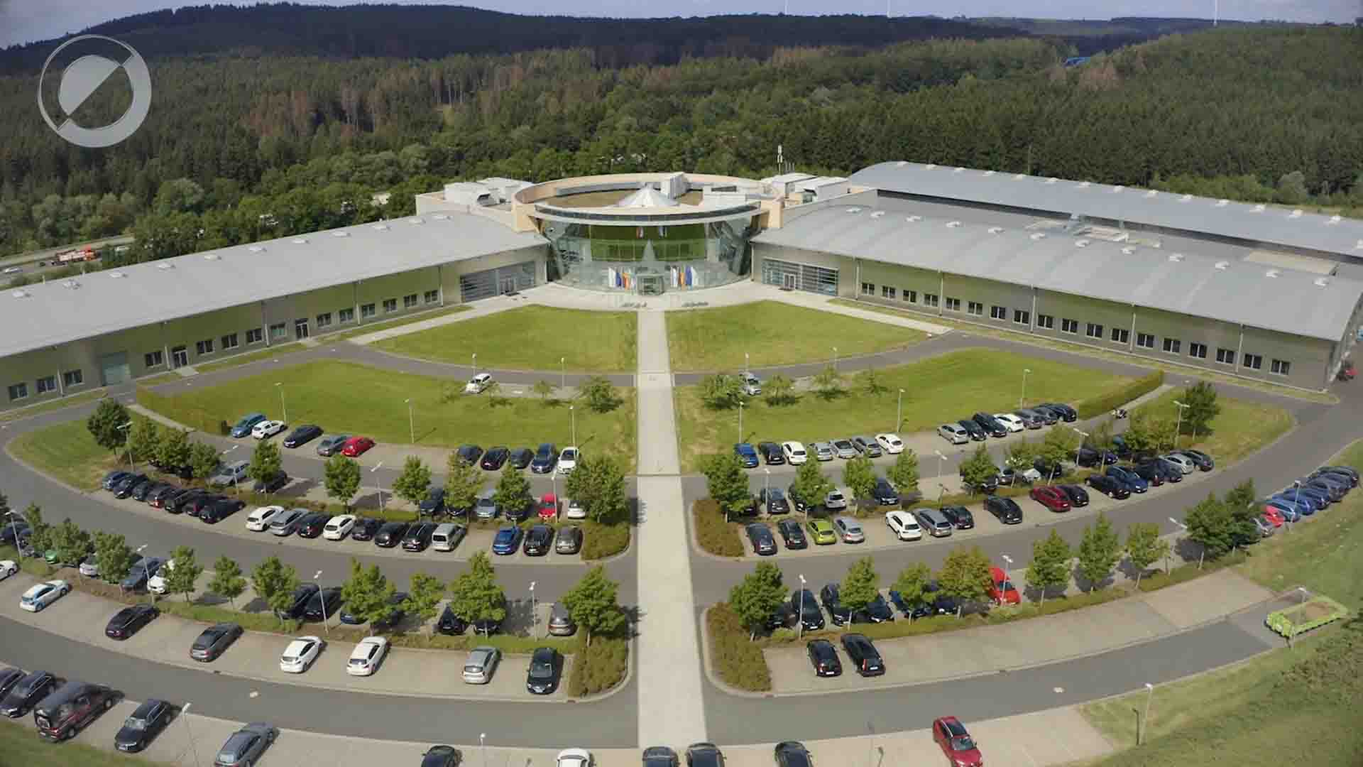 Branchenvideos wie Automobilindustrie, Fahrzeugbau und Medizin.